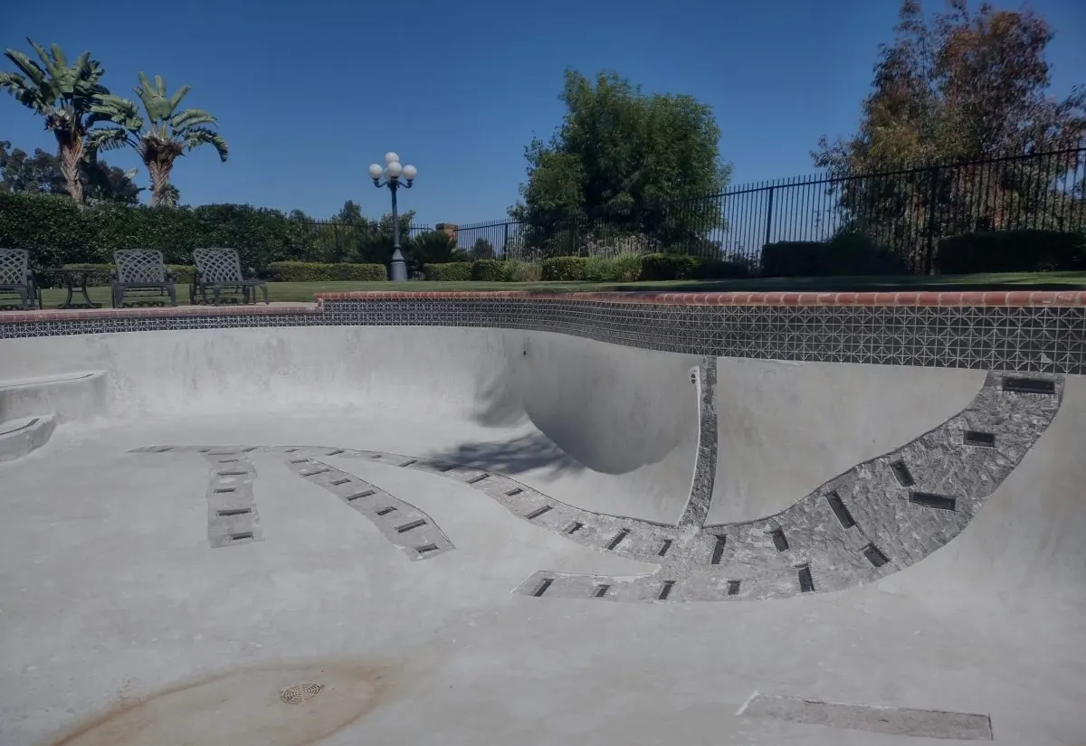 Pool Structural Repairs in Charleston, SC hero image